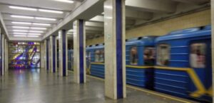 U kiyevi zapracjuye shhe odin vestibjul stanciyi metro hreshhatik cf29b47.jpg