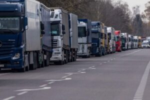 Ukrayina domovilas pro transportnij bezviz iz chornogoriyeju 43aaf5e.jpg