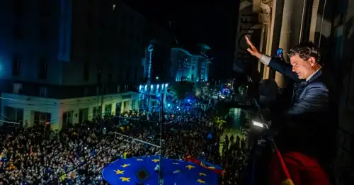 Проросійський кандидат Сіміон визнав поразку на виборах президента Румунії