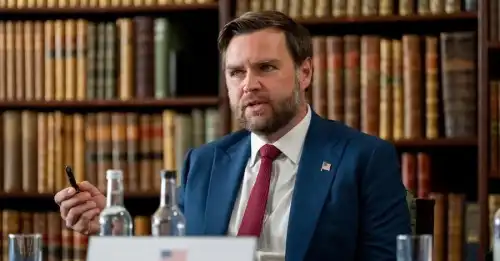 Трамп не впевнений в успіху переговорів щодо України, але необхідно дати їм шанс, — Венс Трамп не впевнений в успіху переговорів щодо України, але необхідно дати їм шанс, — Венс