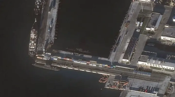 Підводний човен РФ “Варшав’янка” пошкоджено: зламано гвинт та рулі, необхідний серйозний ремонт.