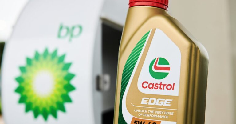 BP уклала угоду з Stonepeak щодо збуту 65% Castrol за 6 мільярдів доларів.