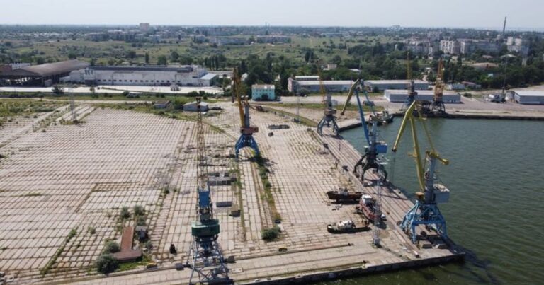 “Південний” порт знову діє: відкрито для суден на вхід та вихід.