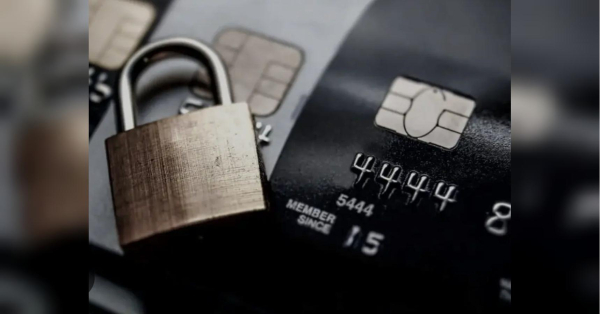 Усі рахунки в банку заблокують: влада посилює тиск на уклоністів та тих, хто самовільно залишив частину.