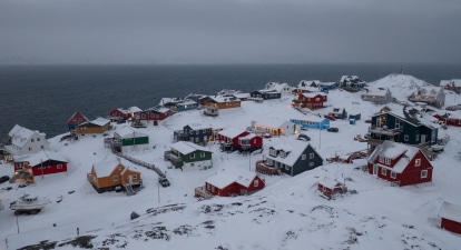 Краєвид на традиційні гренландські будинки в Нууку, Гренландія, 12 січня 2026 року. /Getty Images