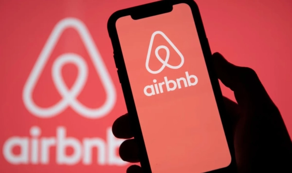 Airbnb впроваджує ШІ-співрозмовника для планування твоєї наступної подорожі