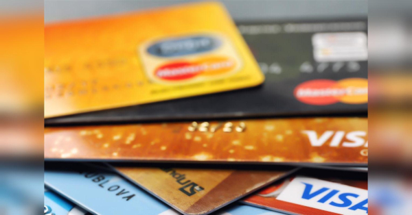 Пенсіонери під загрозою: які картки можуть заблокувати та як не втратити виплати