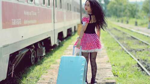 Чому успішна еміграція викликає заздрість: психологічний розбір