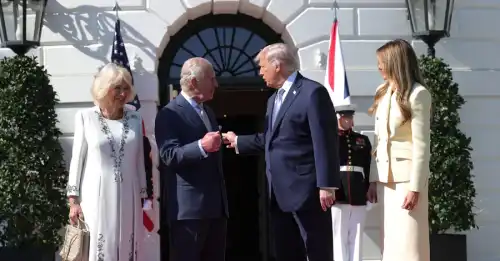 Чарльз III та Трамп: хто виграв битву рукостискань?