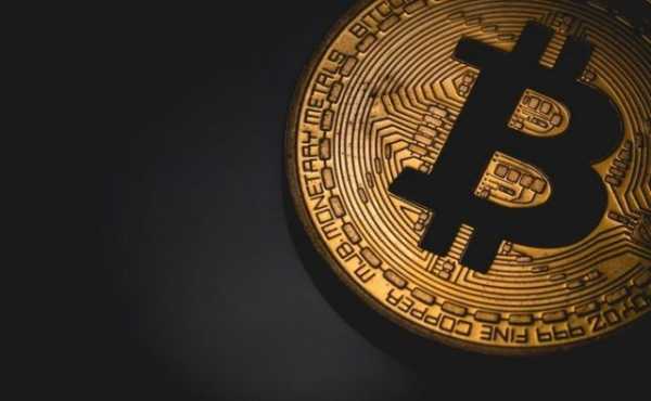 Аналитик предупреждает: биткоин может упасть до $33,000