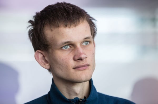 Бутерин пропонує ШІ для аудиту криптосистем: безпека нового рівня Бутерин пропонує ШІ для аудиту криптосистем: безпека нового рівня