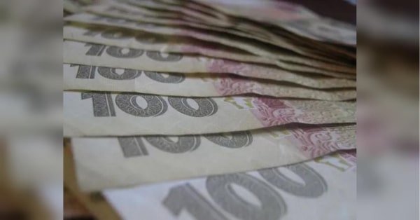 До 25 травня: українці отримають 1500 грн — хто в черзі на виплату