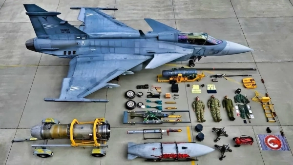 Швеція розпочала тренування українських пілотів на Gripen та готує постачання далекобійних ракет