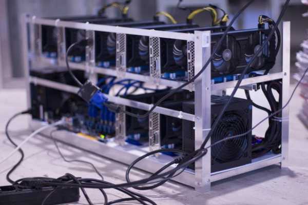 Майнери Bitcoin виграють від буму ШІ: інсайти від Bernstein