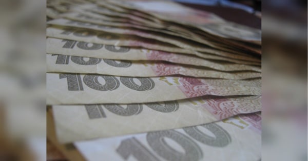 НБУ прогнозує: зарплати зростатимуть, мігранти повертатимуться додому