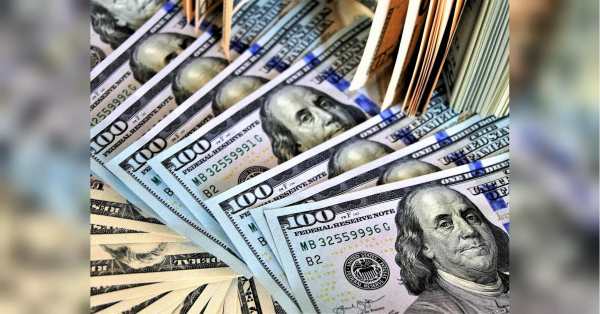 Чи злетіти долару до 50 гривень до кінця року: прогнози експертів