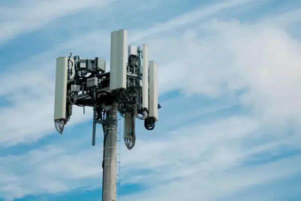 Росія розгортає 5G на незвичних частотах: більшість смартфонів не підключаться
