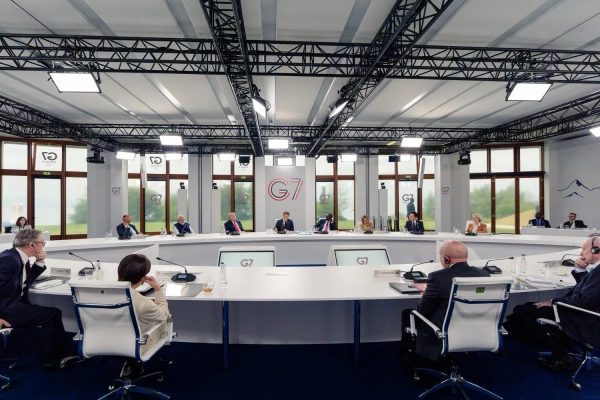 Трамп прибув на саміт G7, назвавши себе “босом”
