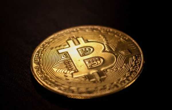 Tether переказує 204 BTC на Bitfinex, сигналізуючи про потенційний продаж