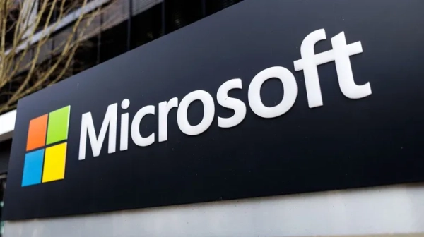 Microsoft продовжує підтримку України: рік технологічної допомоги