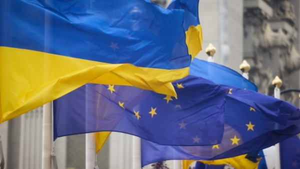 ЄС: Посли обговорять із Будапештом згоду на розширення для України та Молдови