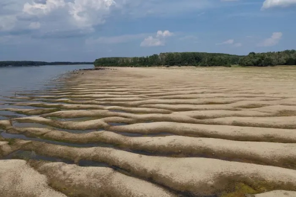 Дунай обмілів: як рекордний рівень води в Болгарії відкрив двері до минулого