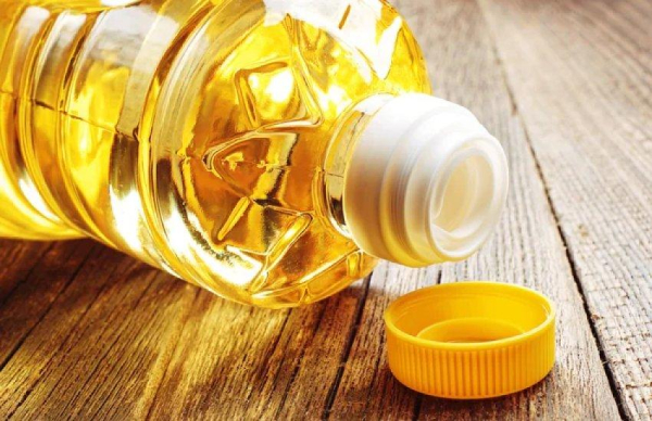 Олія в Україні Соняшникова олія продовжує дорожчати через скорочення пропозиції з Чорноморського регіону