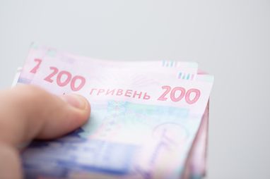 Кабмін запускає “гроші ходять за людиною”: нова модель фінансування соцпослуг для ВПО та осіб з інвалідністю