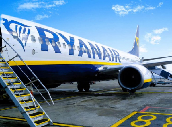 Ryanair: Літаки вирушають вчасно, незважаючи на черги в аеропортах