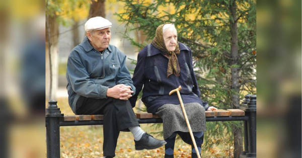 Пенсіонери: повний перелік неочевидних пільг, крім безкоштовного проїзду