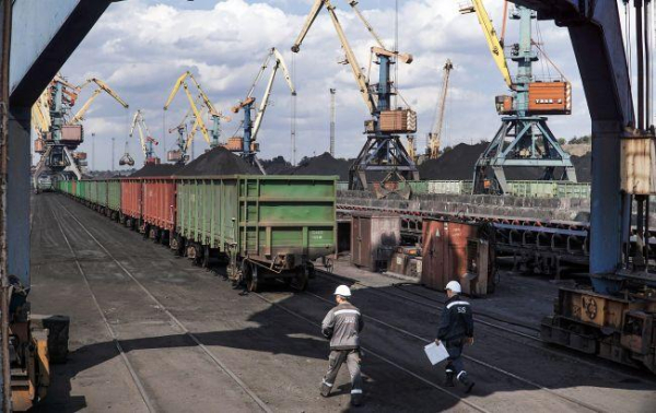 УЗ підвищує тарифи: експерти б’ють на сполох щодо безпеки української енергосистеми взимку