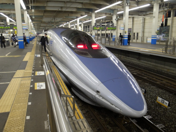 Японія прощається з легендарними Shinkansen 500: чого очікувати від майбутнього швидкісних поїздів
