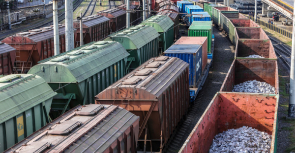 Укрзалізниця втратила 6% вантажних потужностей: детальний аналіз першого півріччя 2026