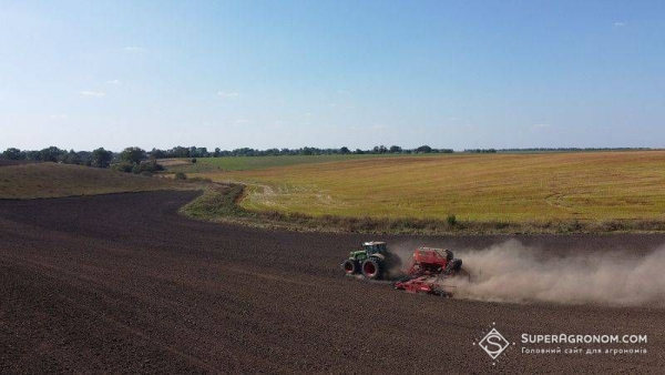 Внесення NPK під озимі: глибоко та вчасно – експертні поради агрономам