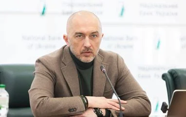 Зеленський висловив незадоволення політикою НБУ щодо МВФ: Пишний під пильним контролем