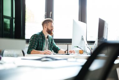 Зарплати IT-фахівців у липні 2026: аналіз зростання та спаду доходів