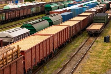 Україна відкриває нові логістичні шляхи для експорту зерна поза одеськими портами