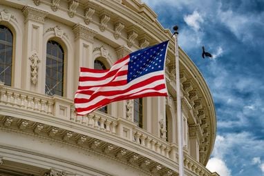 Державний борг США перетнув позначку в $40 трильйонів: аналізуємо наслідки