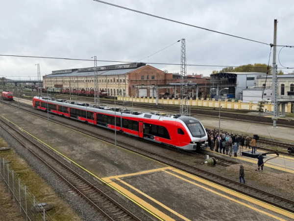 Литва отримала 12 нових поїздів Stadler Flirt: що зміниться для пасажирів