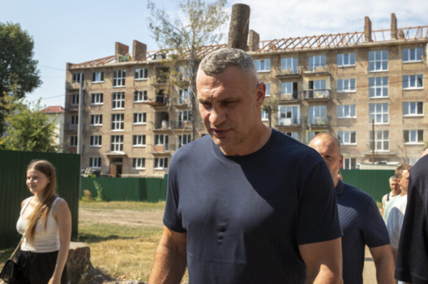 Київ дбає про оселі постраждалих: Кличко розкриває плани щодо житла