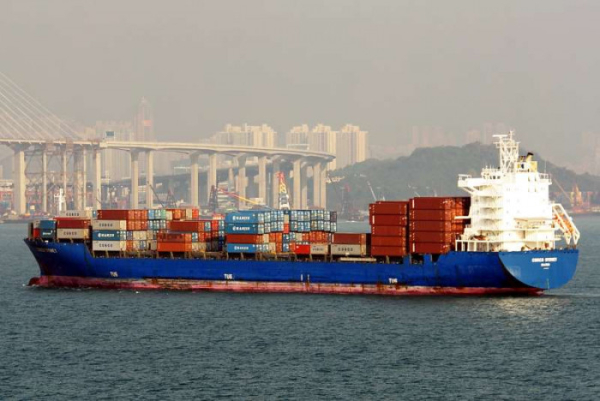 MSC зупиняє судноплавство через Новоросійськ після атаки на контейнеровоз