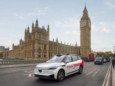 Baidu та Lyft тестують роботаксі: Лондон стає полігоном інновацій