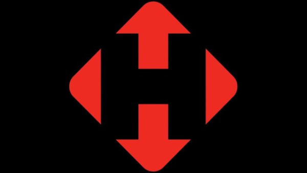 Нічна атака: “Нова пошта” втратила сортувальний центр у Києві, є загиблі та поранені