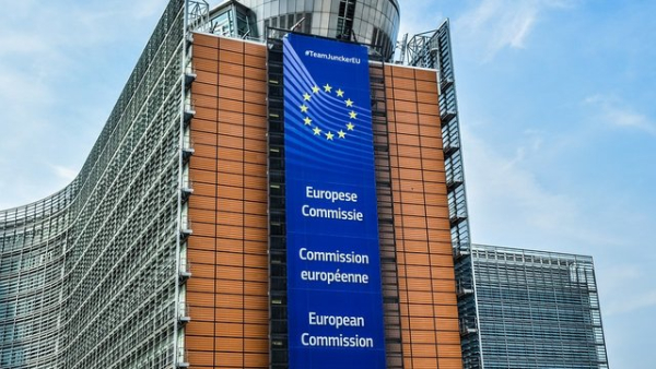 Україна благає Єврокомісію про EUR220 млн допомоги для аграріїв через морську блокаду