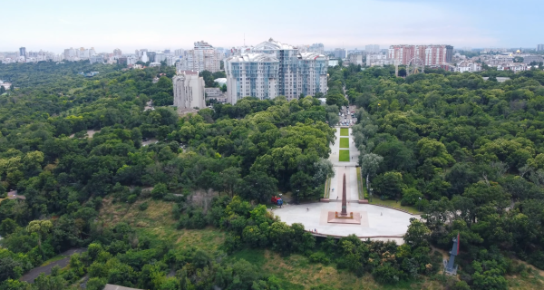 Негода на Одещині: синоптики попереджають про штормовий тиждень з 25 по 31 серпня