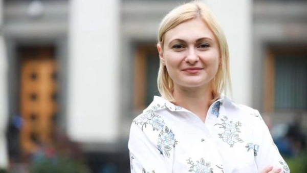 Комітет Ради запропонував Кабміну рятувати книговидання: деталі від Кравчук