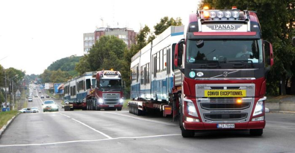 Інтер'єр швейцарського трамвая Tram 2000
