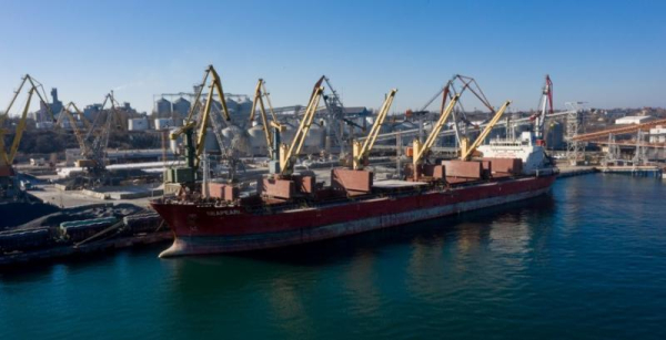 Україна відкриває нові морські шляхи: польські порти як альтернатива Одесі