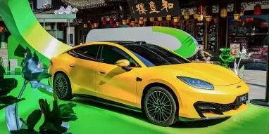BYD презентує новий потужний електромобіль: деталі та фото