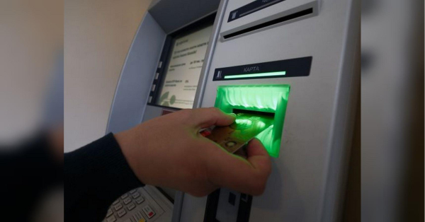 НБУ дозволив більше валюти та готівки: деталі пом’якшення обмежень для українців